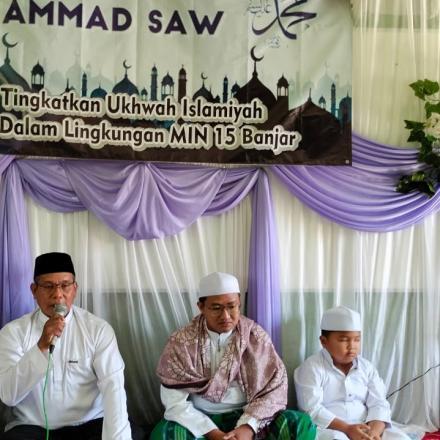 Acara Peringatan Maulid Nabi Besar Muhammad SAW Di MIN 15 Banjar 